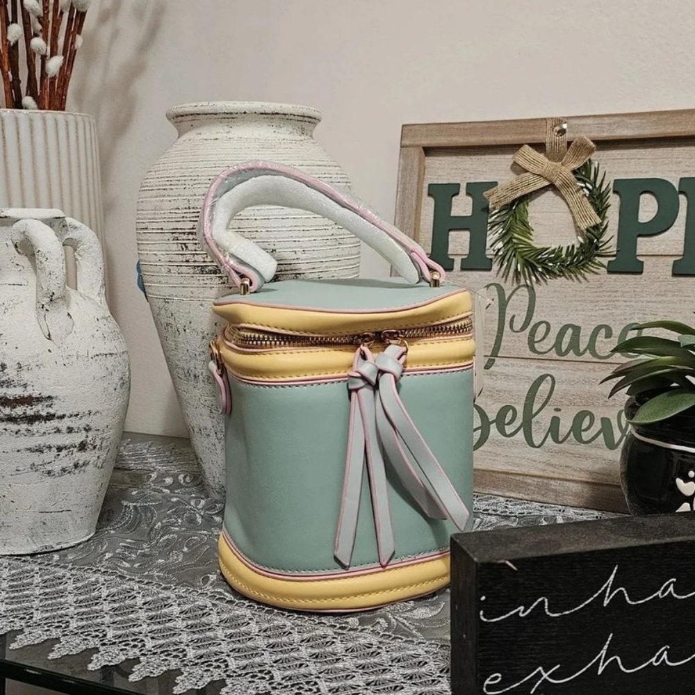 New handbags and crossbody